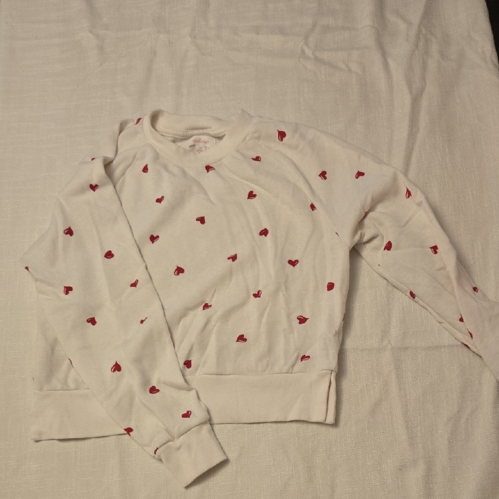 Colsie White Sweatshirt with Red Hearts